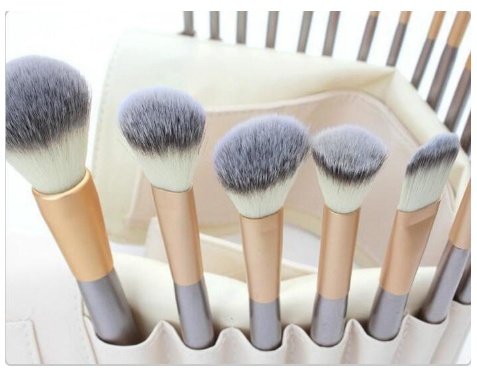 Champagne Make-up Brush Suit - Image 4